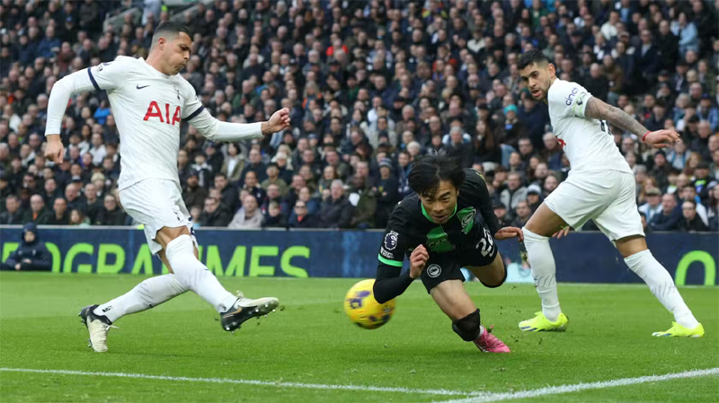 Kaoru Mitoma in action as Brighton suffer a 2-1 defeat away at Spurs
