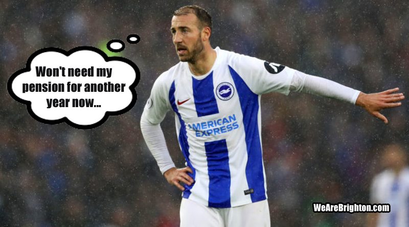 Glenn Murray signs a new deal with Brighton keeping him at the Amex until the summer of 2020