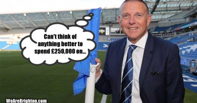 Richard Scudamore is set to receive a £250,000 bonus payment from every single Premier League club