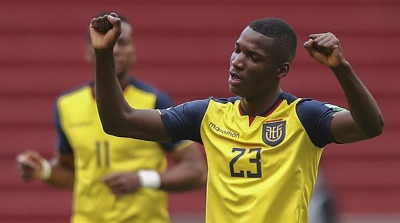 Brighton have paid £5 million for Ecuador international midfielder Moises Caicedo, one of the hottest young properties in South America