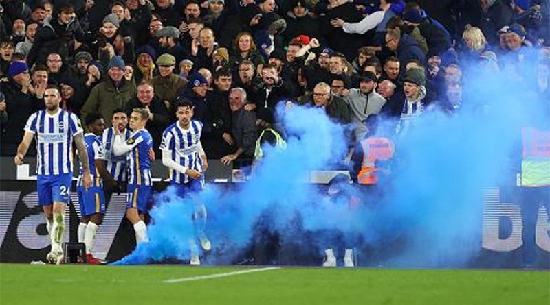 Brighton fans celebrate Neal Maupay's late goal in the 1-1 draw at West Ham United