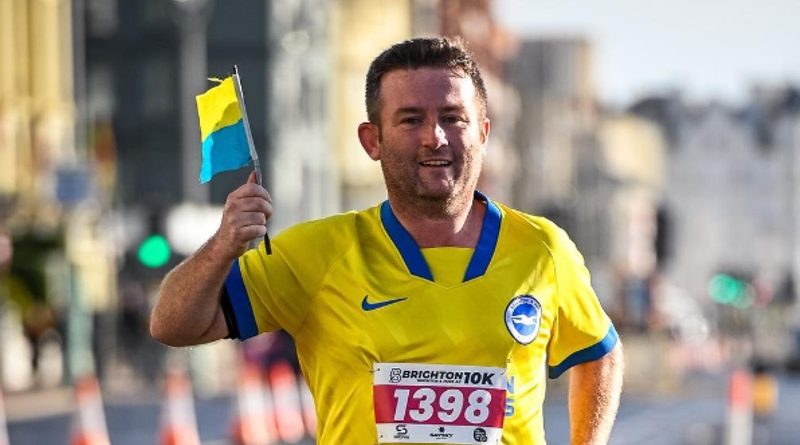 The Run2Ukraine campaign has raised more than £27,000 to send medical supplies to Dnipro