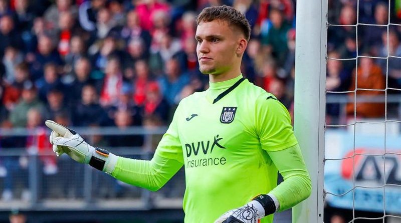 Brighton are closing in on the signing of Anderlecht goalkeeper Bart Verbruggen