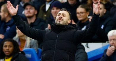 Roberto De Zerbi cannot believe it as Brighton draw 1-1 at home to Sheffield United